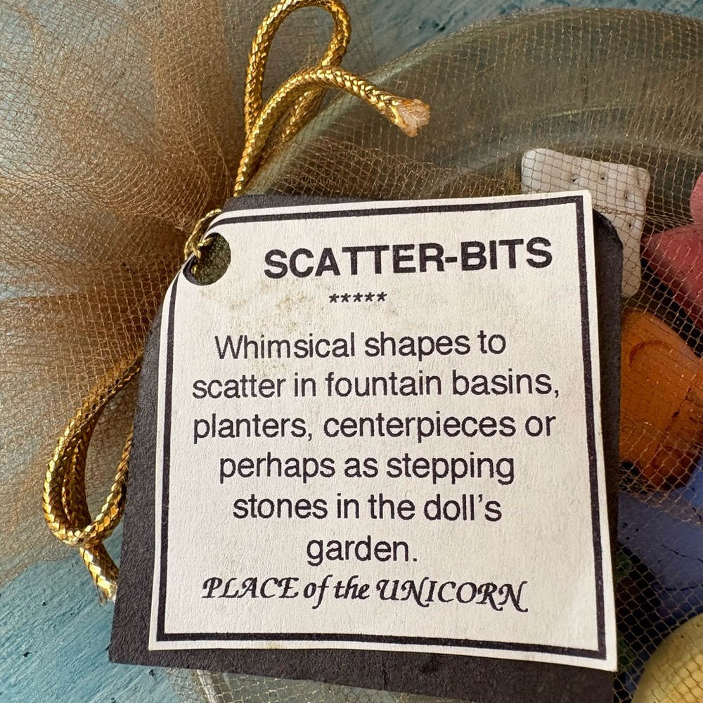 Colorful Clay/Pottery “Scatter-Bits” Set on a Glass Dish - Picture 7 of 7